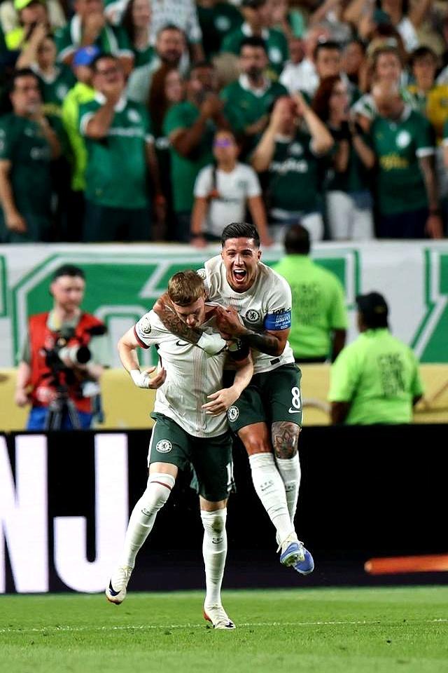 巴塞罗那大胜切尔西，挺进四强