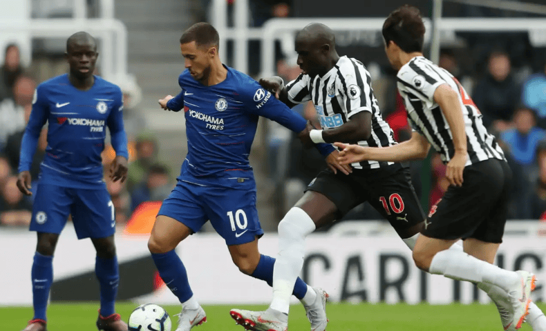 巴塞罗那大胜切尔西，挺进四强